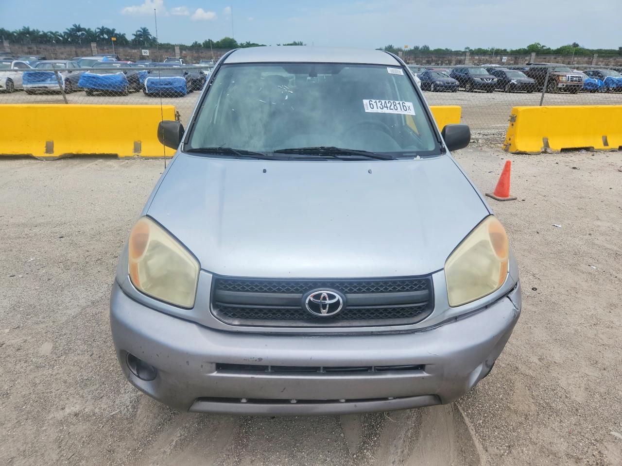 2005 Toyota Rav4 Base Gray vin: JTEGD20V250056695