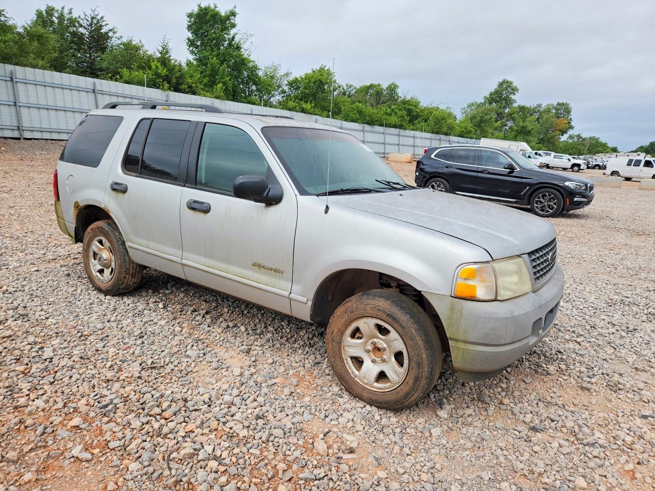 2002 Ford Explorer Xls Silver vin: 1FMZU62E42UB93090