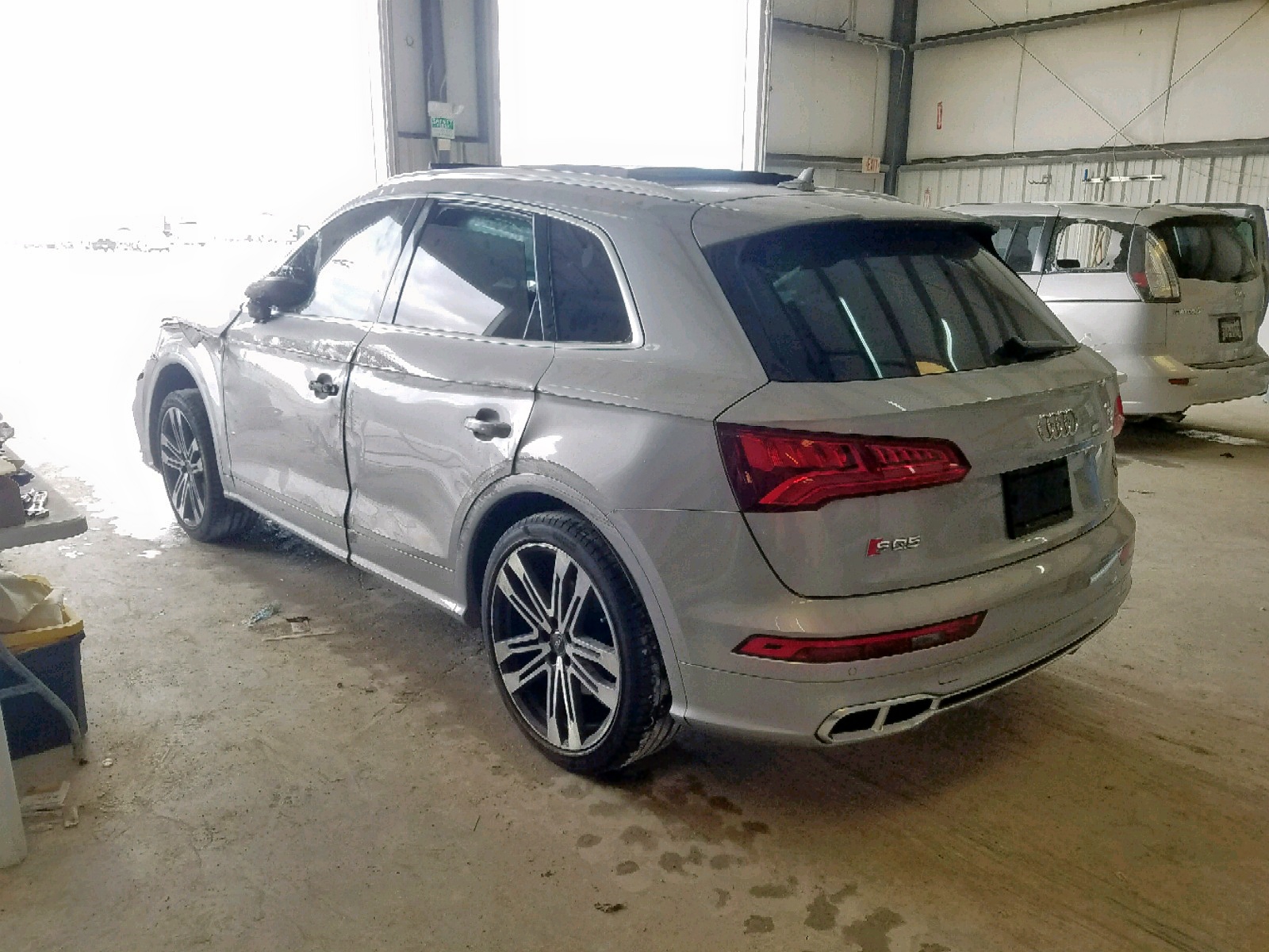 2018 Audi Sq5 Prestige Silver vin: WA1C4AFY4J2156787