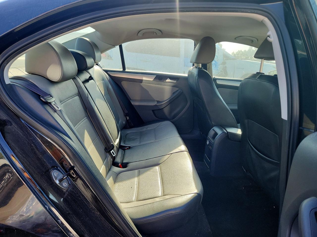 2014 Volkswagen Jetta Hybrid Black vin: 3VW637AJ9EM210048