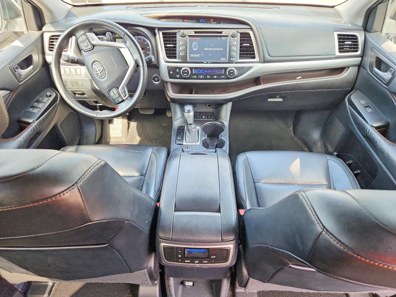 2015 Toyota Highlander Xle White vin: 5TDJKRFH4FS181870