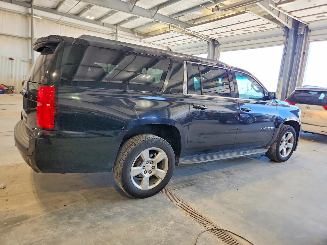2015 Chevrolet Suburban K1500 Lt Black vin: 1GNSKJKC3FR202942
