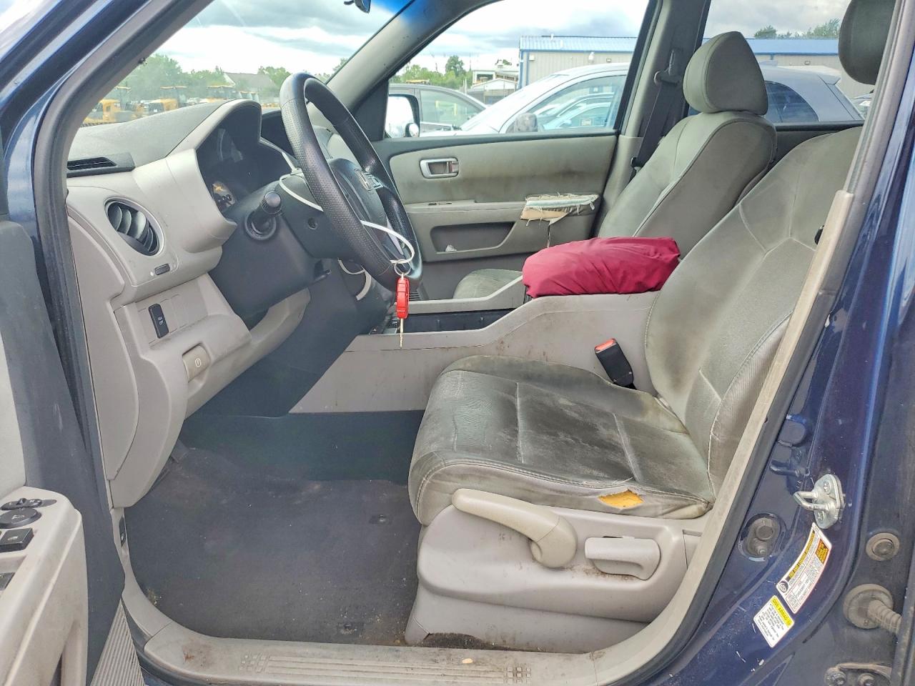 2010 Honda Pilot Lx Blue vin: 5FNYF4H27AB016777