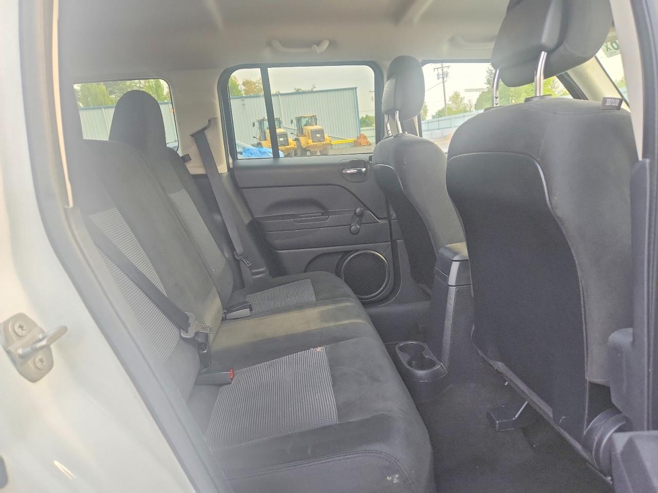 2015 Jeep Patriot Sport Белый vin: 1C4NJRBB1FD324758