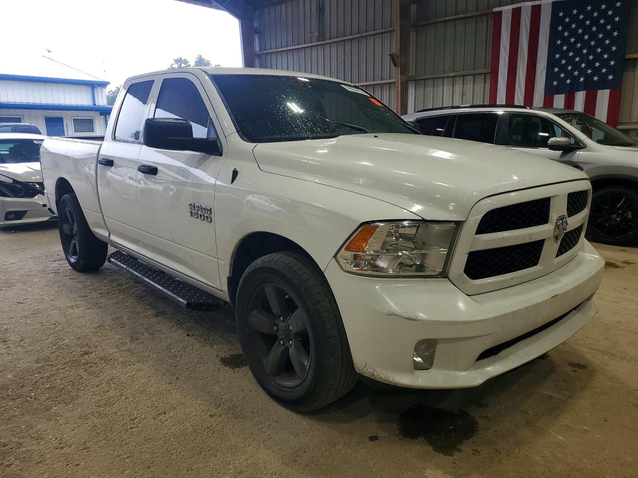 2016 Ram 1500 St White vin: 1C6RR6FG1GS405374