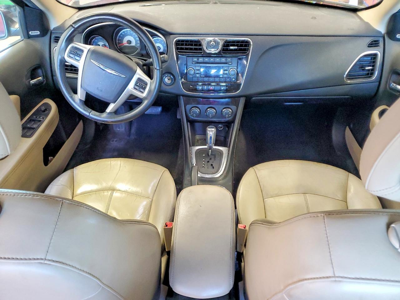 2013 Chrysler 200 Limited Red vin: 1C3CCBCG3DN515841
