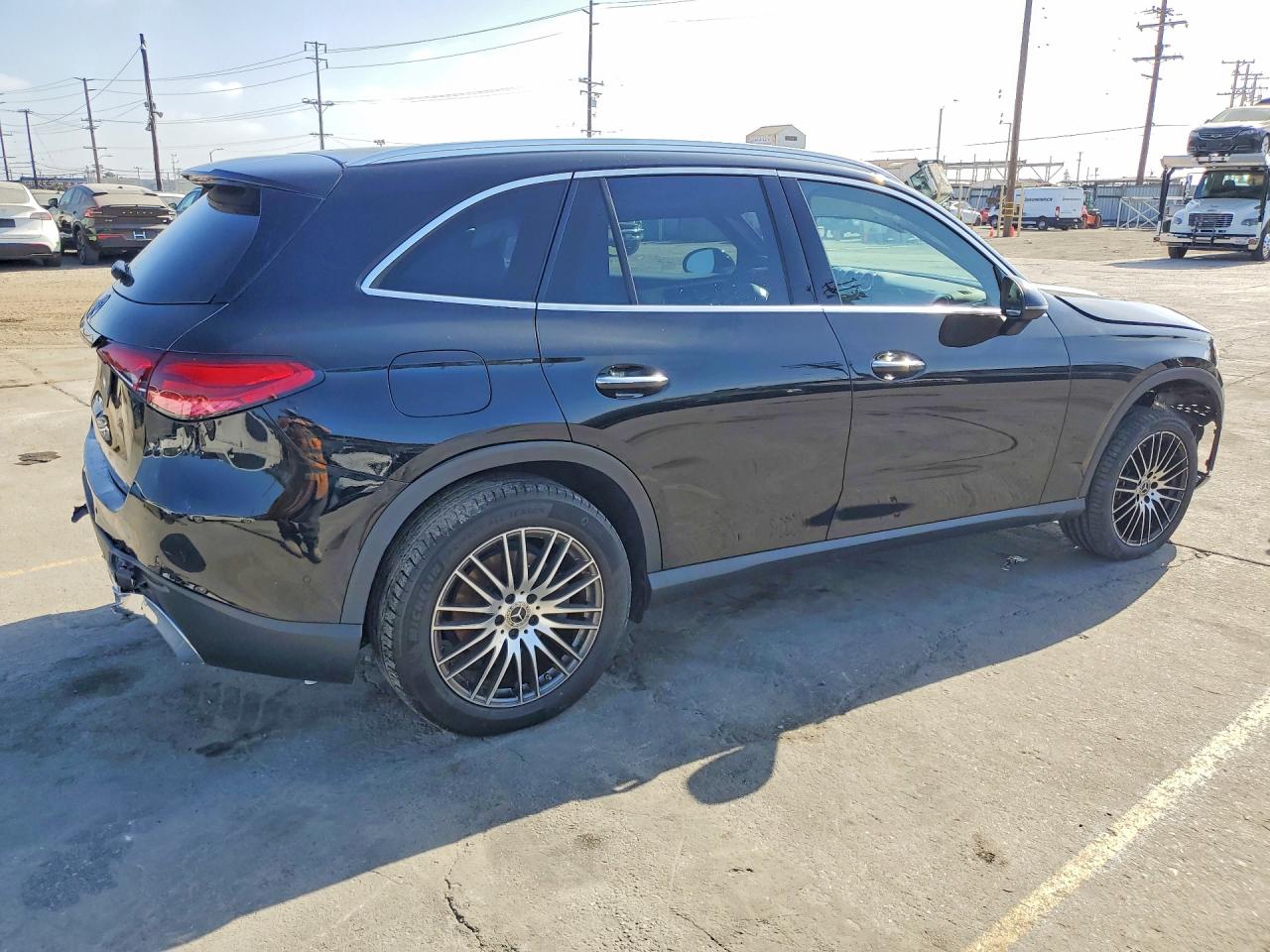 2024 Mercedes-benz Glc 300 Черный vin: W1NKM4GB5RF184382