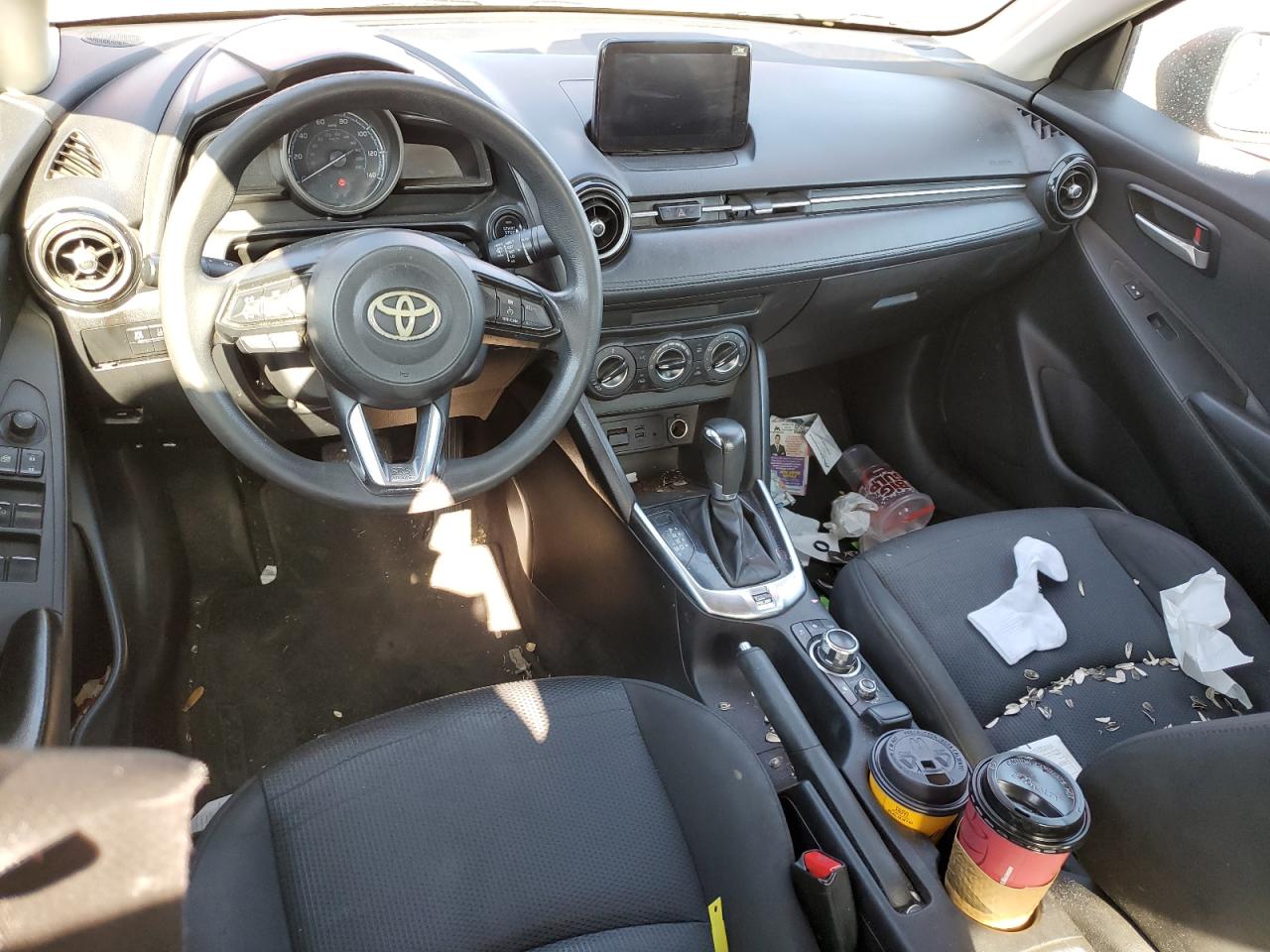 2019 Toyota Yaris L Red vin: 3MYDLBYV8KY517335