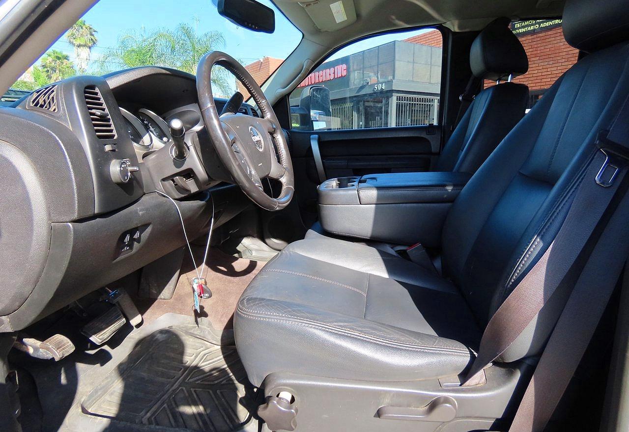 2011 Gmc Sierra K2500 Sle Белый vin: 1GT220CG9BZ350933