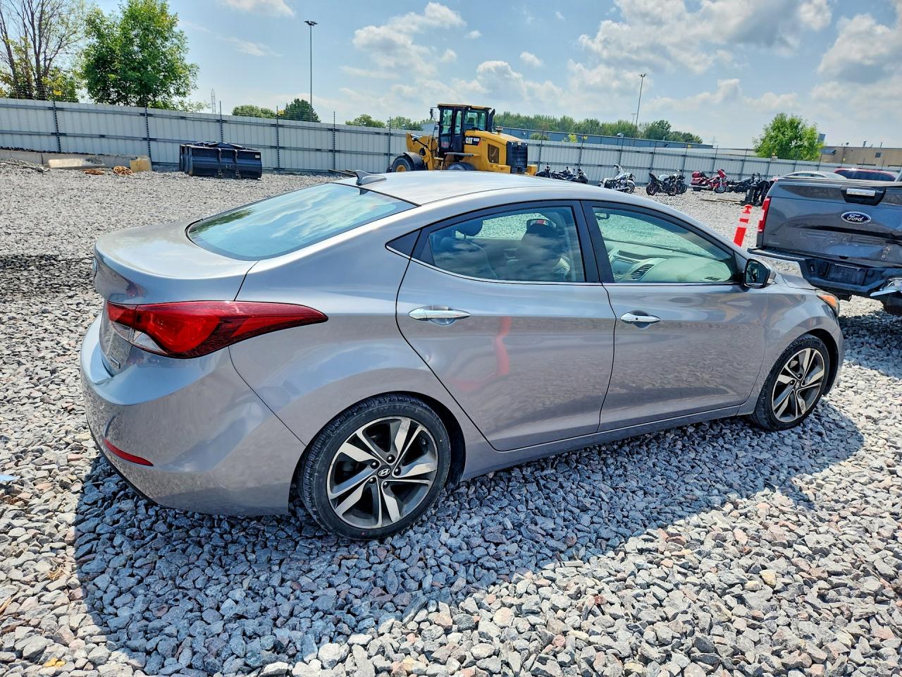 2014 Hyundai Elantra Limited Silver vin: KMHDH4AE2EU094048