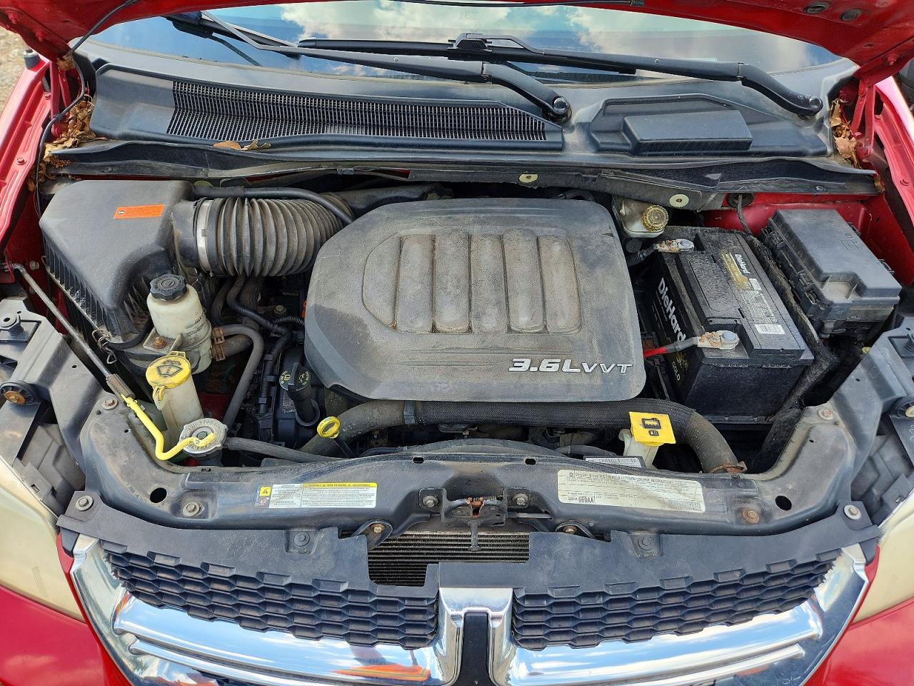 2012 Dodge Grand Caravan Sxt Red vin: 2C4RDGCG0CR210153