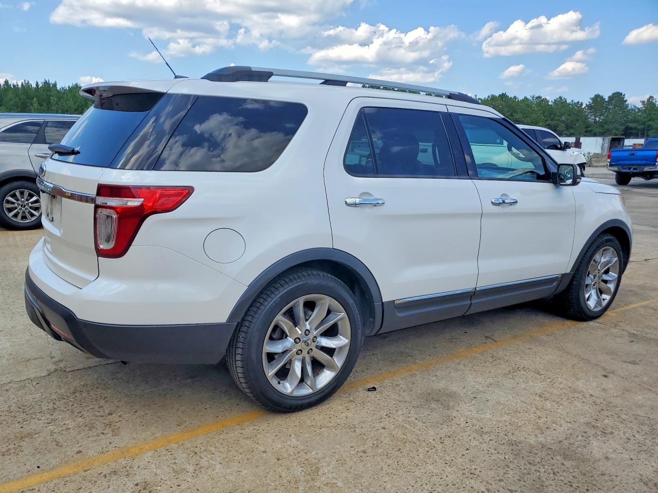 2011 Ford Explorer Limited White vin: 1FMHK7F84BGA37349