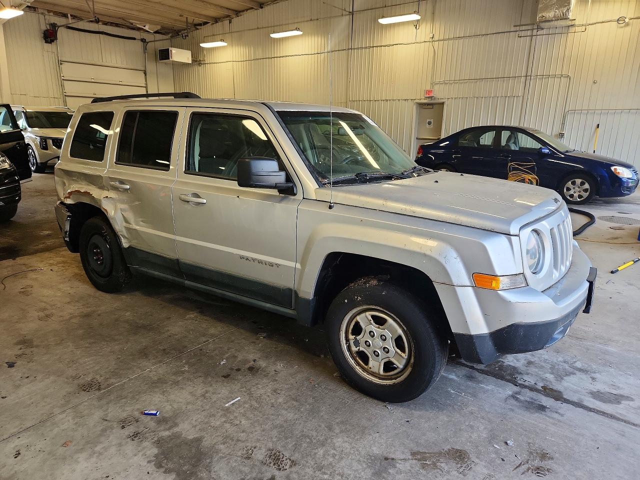 2011 Jeep Patriot Sport Silver vin: 1J4NF1GB9BD258587