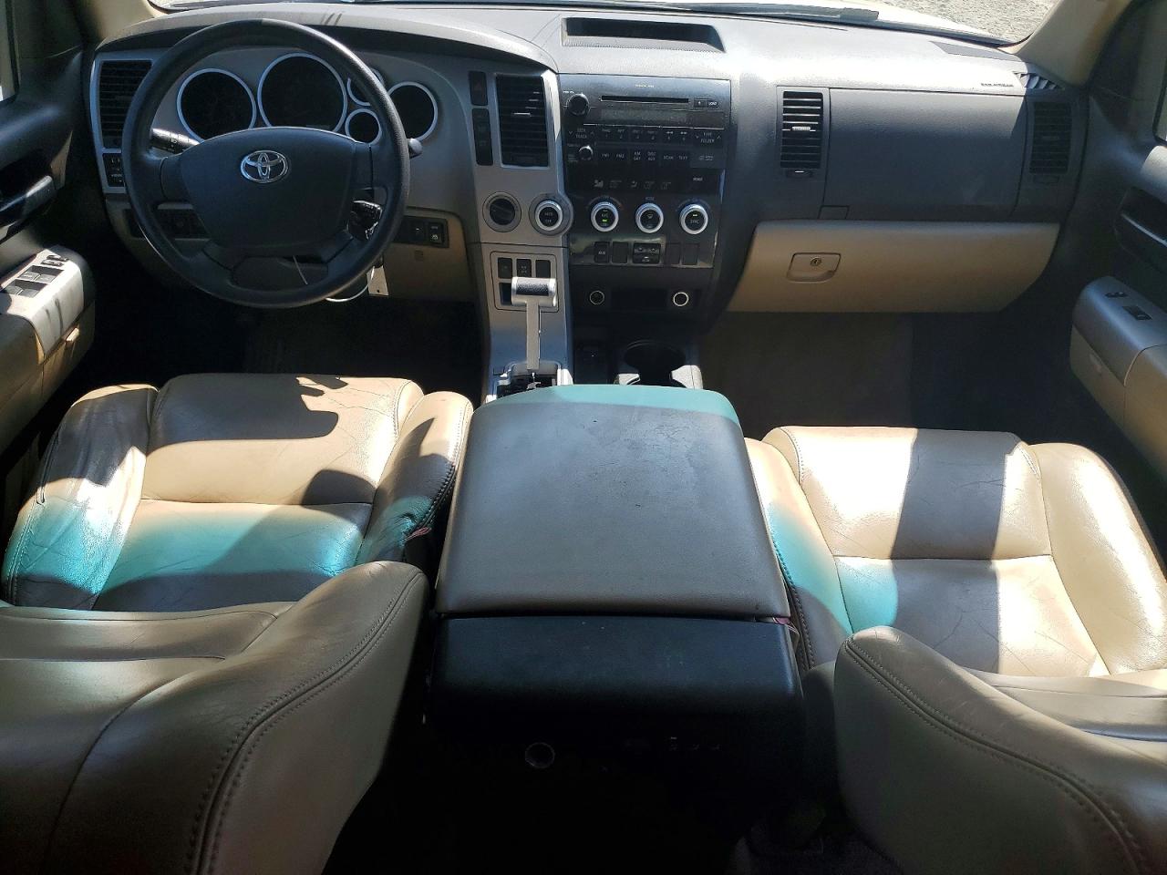 2008 Toyota Sequoia Sr5 Gold vin: 5TDBY64A98S010686