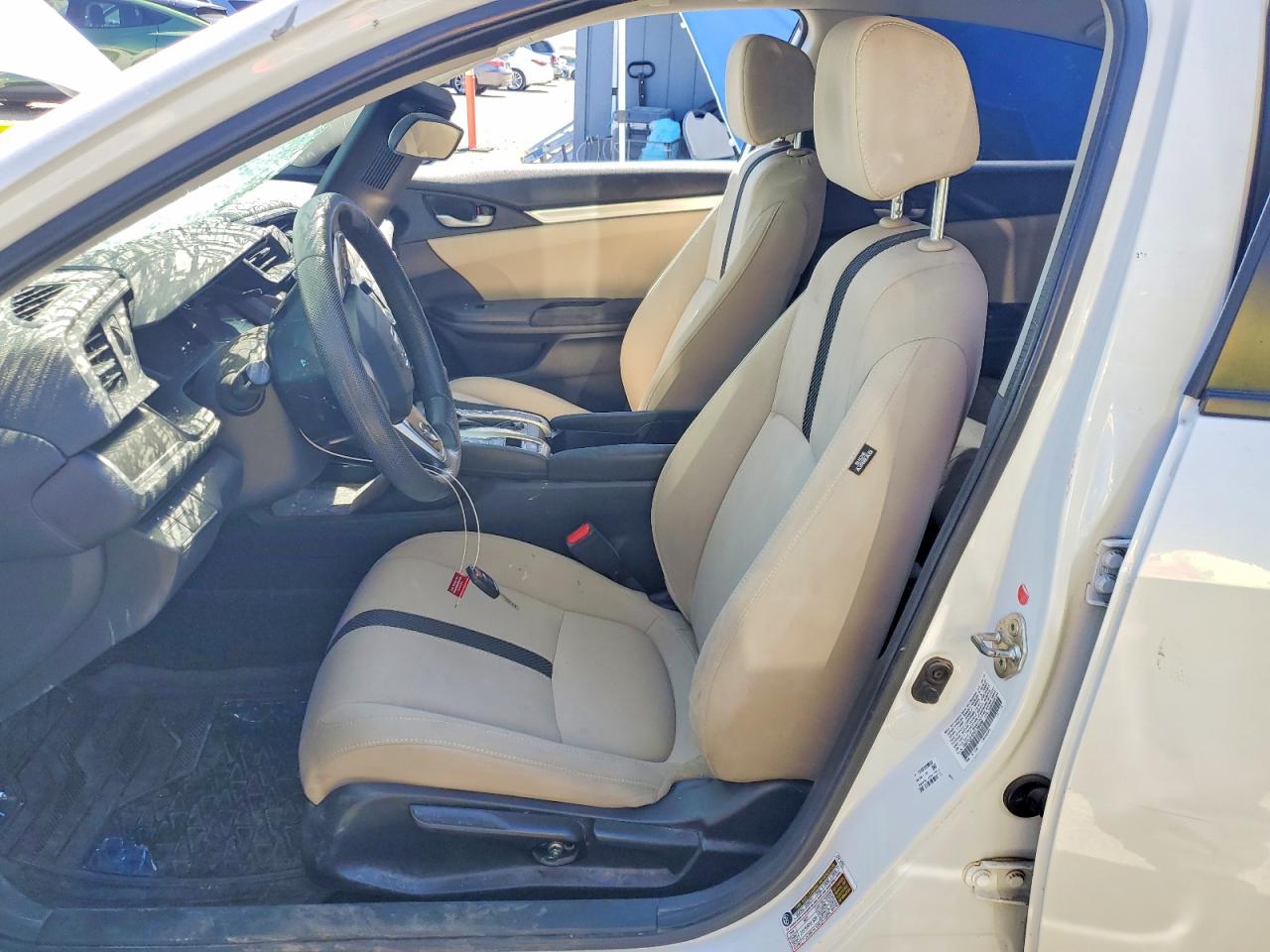 2019 Honda Civic Lx Белый vin: 19XFC2F62KE208898