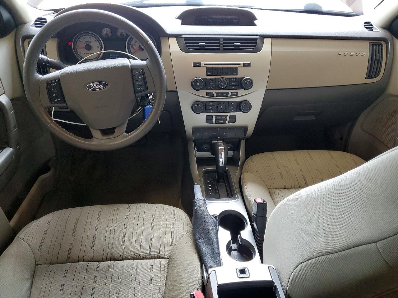 2011 Ford Focus Se Красный vin: 1FAHP3FNXBW197526