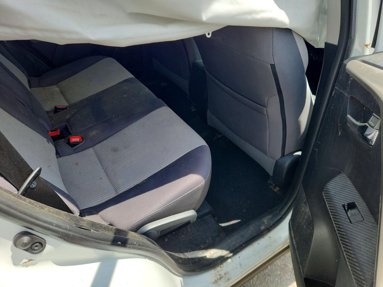 2015 Toyota Rav4 Xle White vin: 2T3WFREVXFW233650
