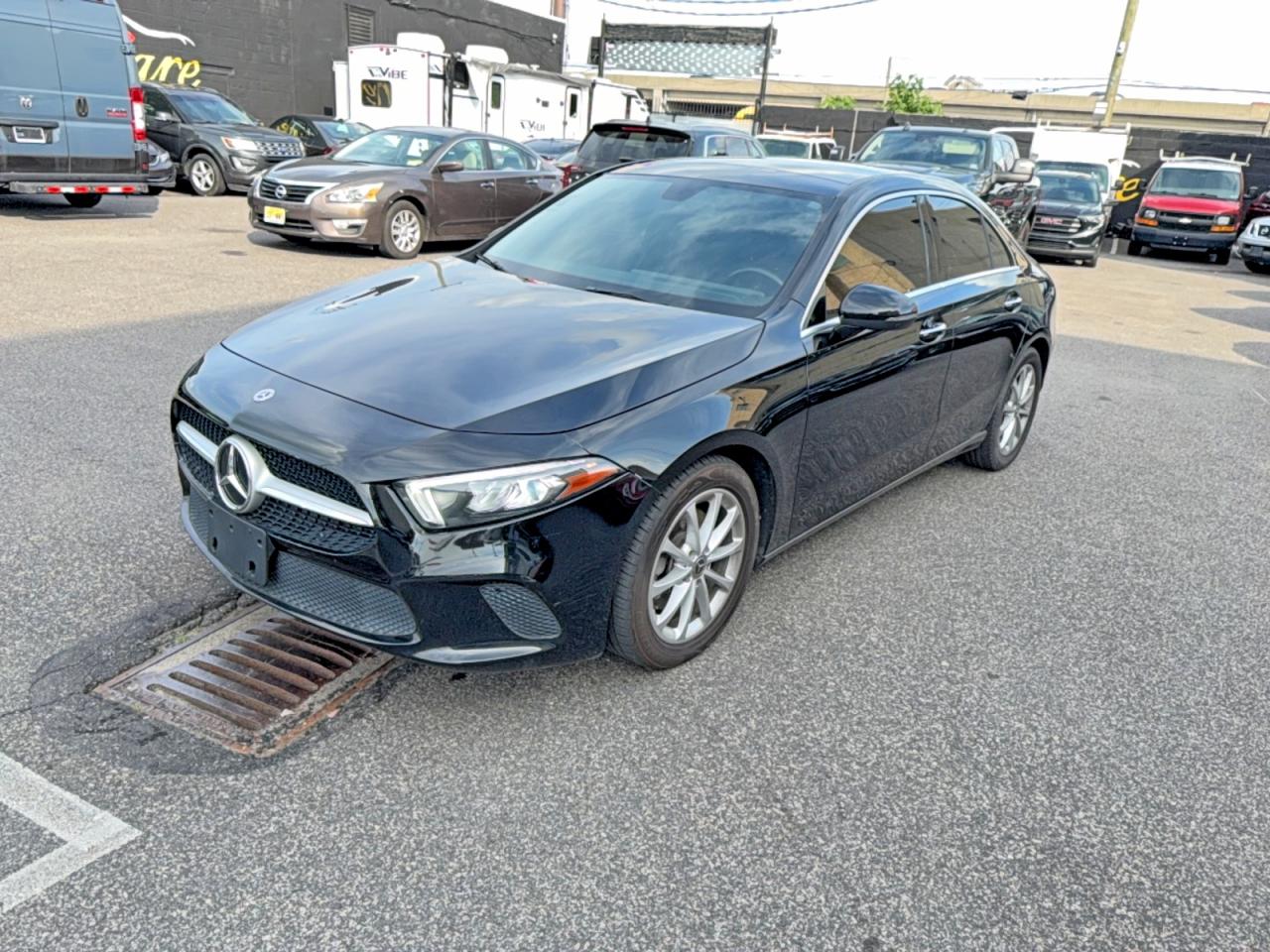 2020 Mercedes-benz A 220 4matic Черный vin: W1K3G4FB4LW046477