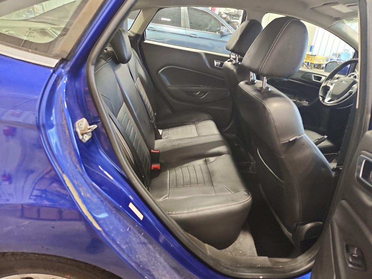 2014 Ford Fiesta Sedan Blue vin: 3FADP4CJ2EM243408