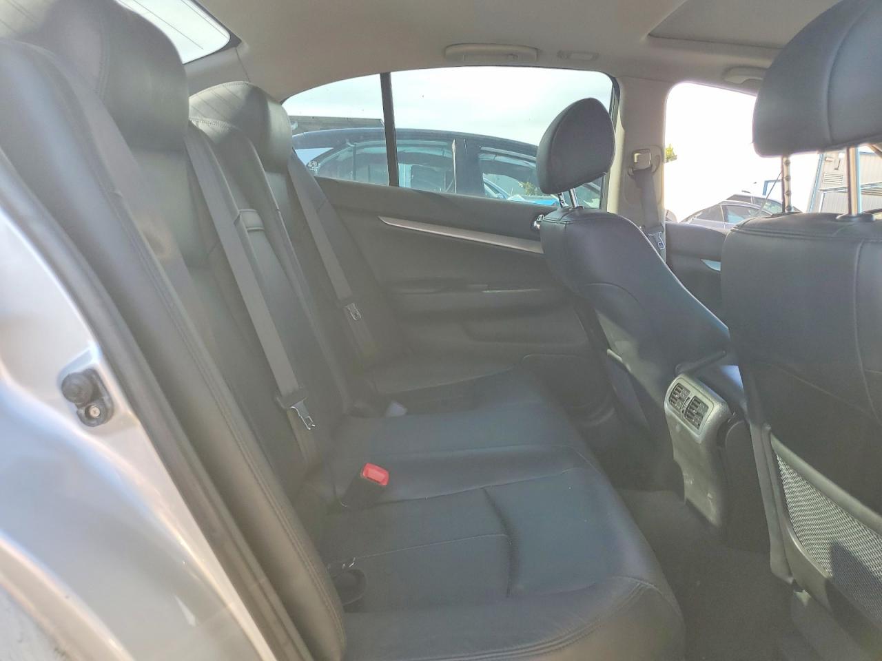 2010 Infiniti G37 Sedan Base Silver vin: JN1CV6AP7AM402074