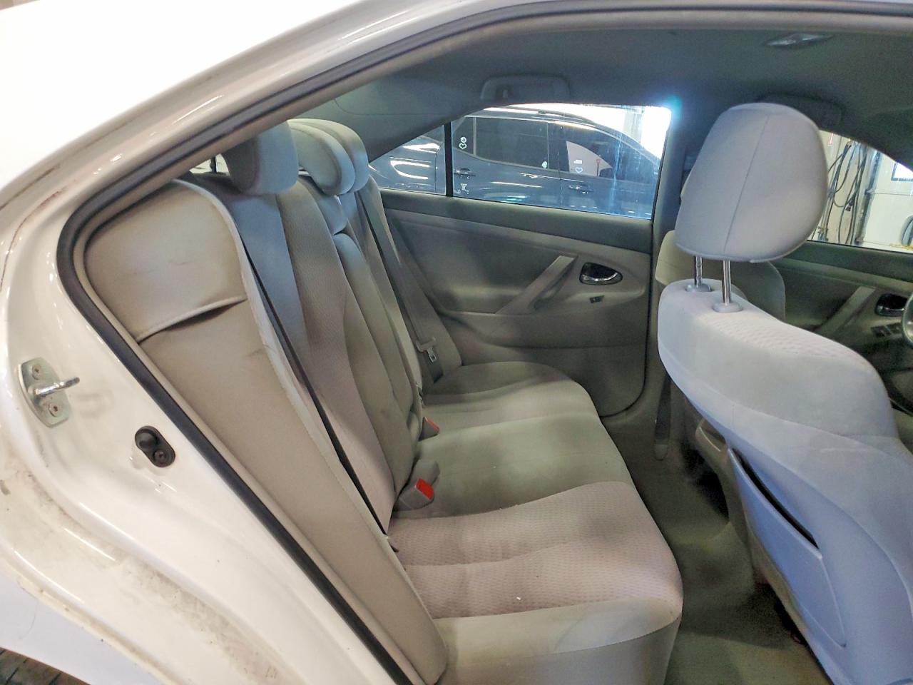 2011 Toyota Camry Le White vin: 4T4BF3EK5BR167969