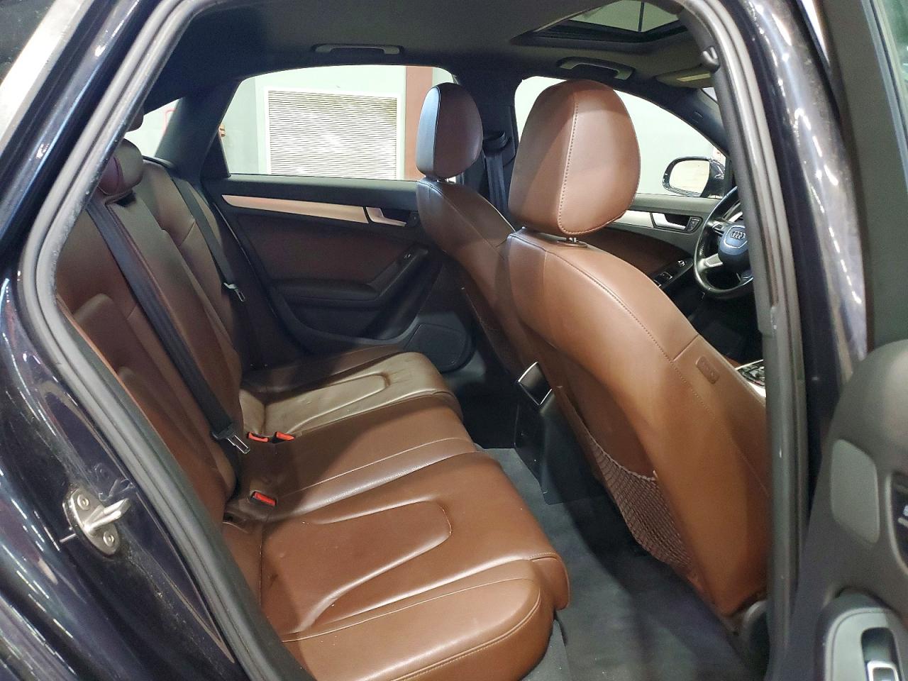 2014 Audi A4 Premium Blue vin: WAUBFAFL5EN035753