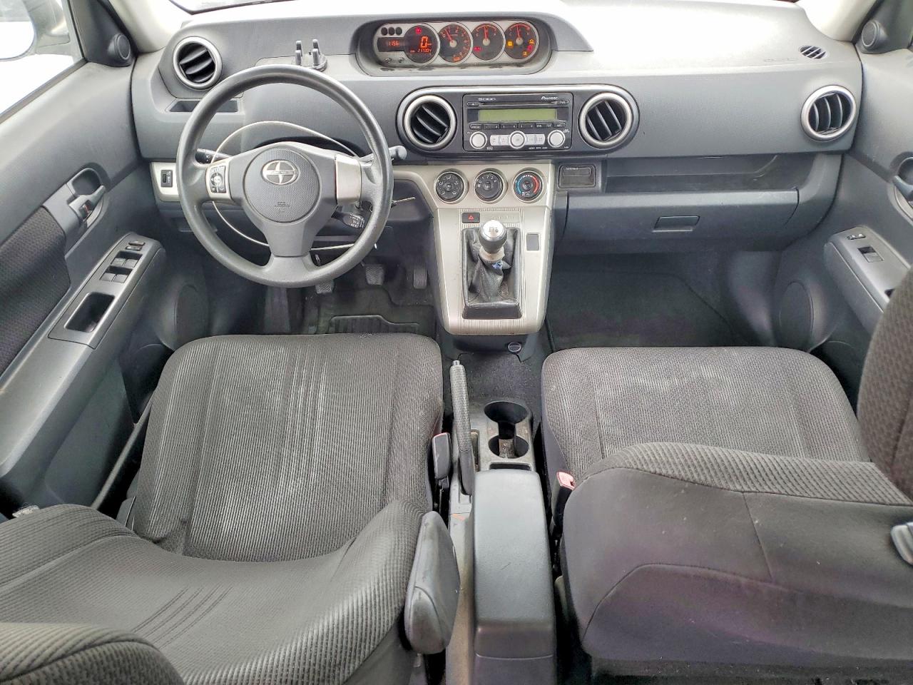 2009 Toyota Scion Xb White vin: JTLKE50E491077677