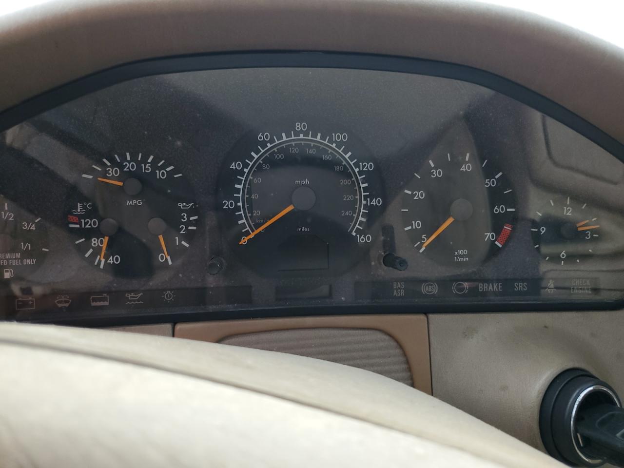 1999 Mercedes-benz S 320w Cream vin: WDBGA32G2XA414682
