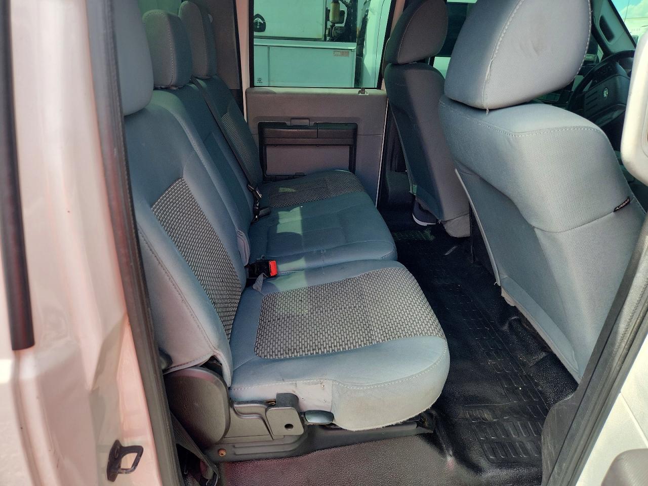 2012 Ford F350 Super Duty White vin: 1FT8W3AT0CEB54713