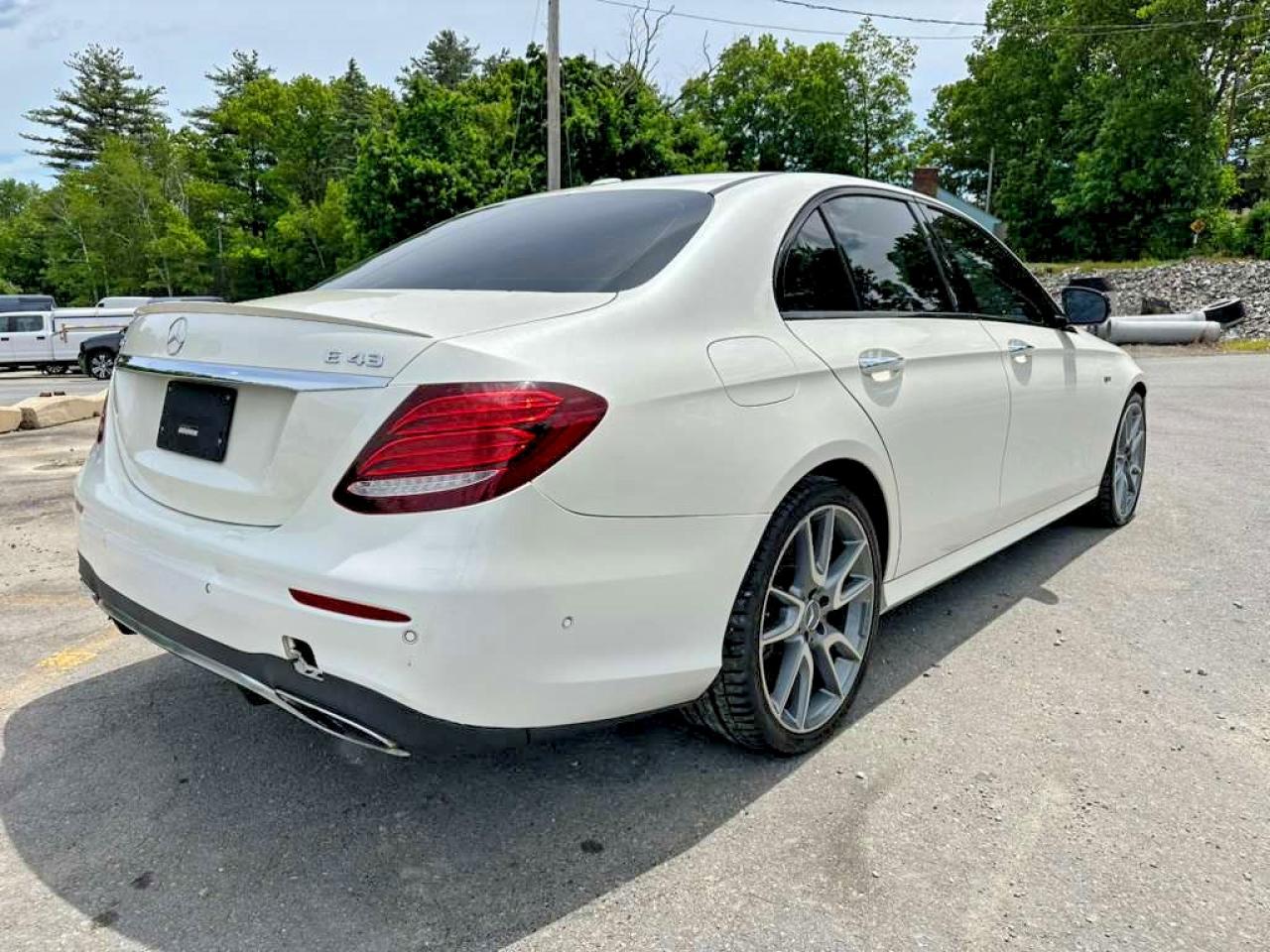 2017 Mercedes-benz E 43 4matic Amg White vin: WDDZF6EB5HA279069