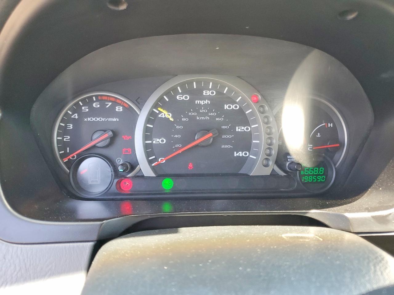 2005 Honda Pilot Exl Серебряный vin: 2HKYF18645H531194