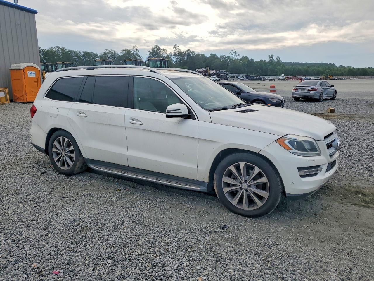 2014 Mercedes-benz Gl 450 4matic White vin: 4JGDF7CEXEA341872
