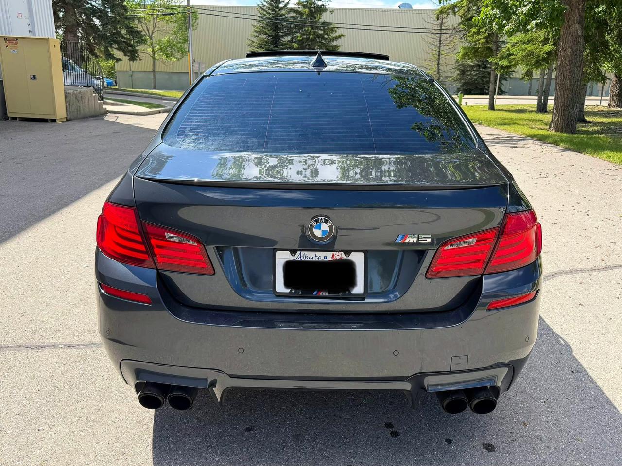 2012 Bmw M5 Gray vin: WBSFV9C57CC772384