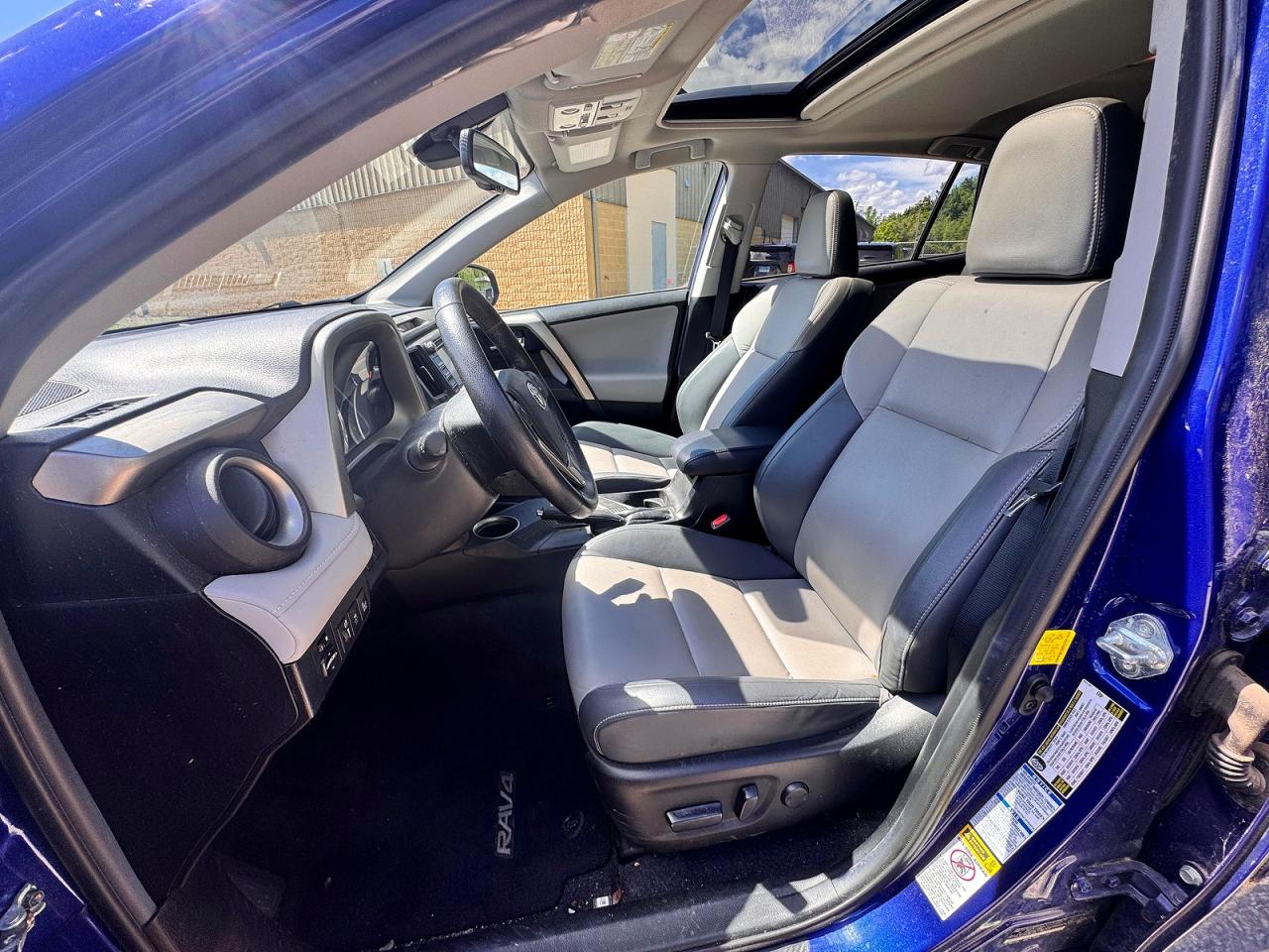 2015 Toyota Rav4 Limited Blue vin: 2T3DFREV0FW407409