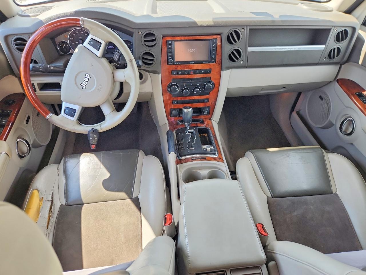2008 Jeep Commander Overland Silver vin: 1J8HG68218C214960