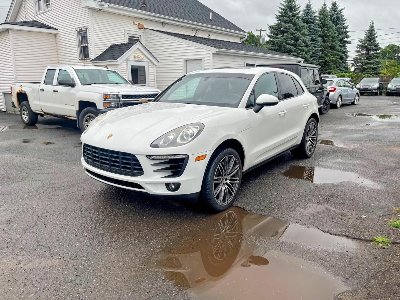 2015 Porsche Macan S White vin: WP1AB2A59FLB63160