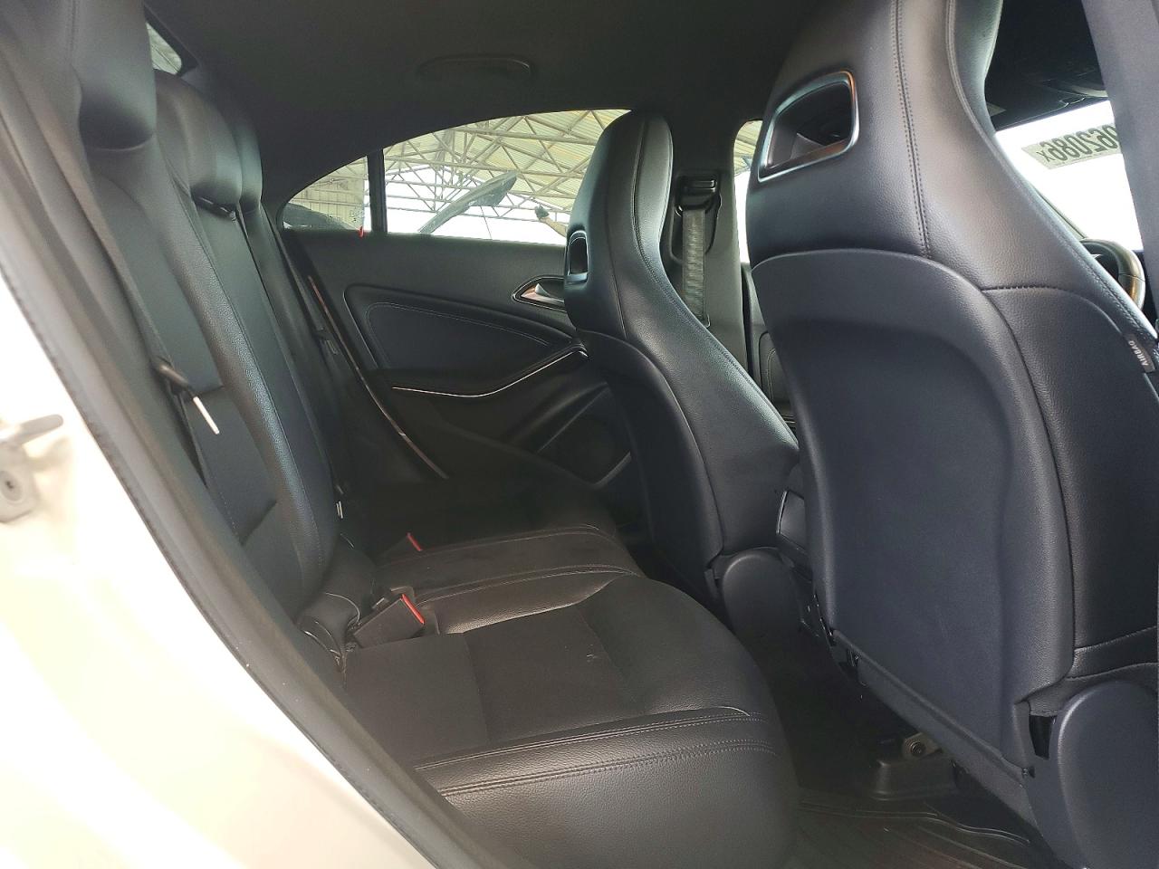 2014 Mercedes-benz Cla 250 Белый vin: WDDSJ4EB6EN037626
