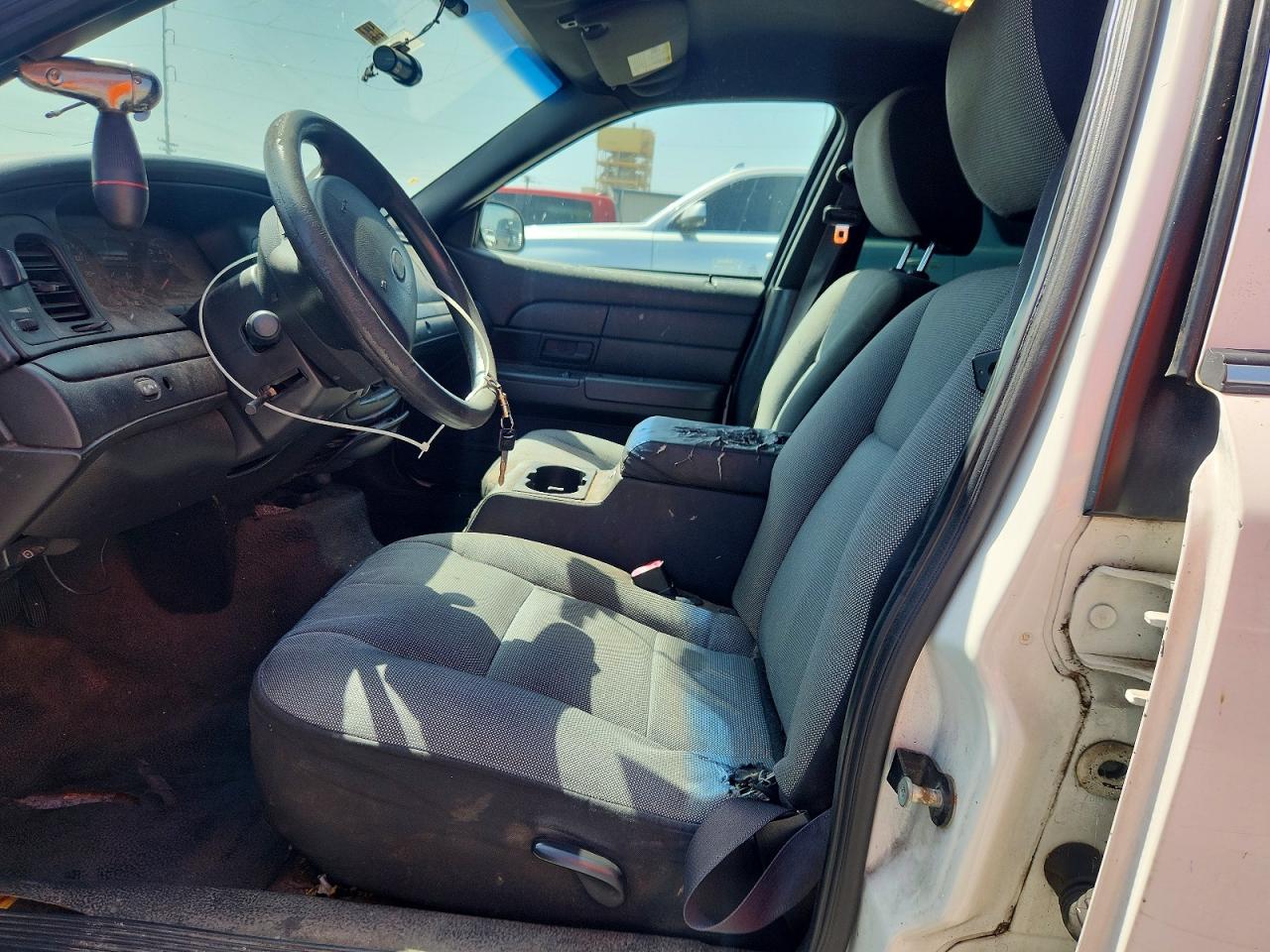 2011 Ford Crown Victoria Police Interceptor White vin: 2FABP7BV5BX128962