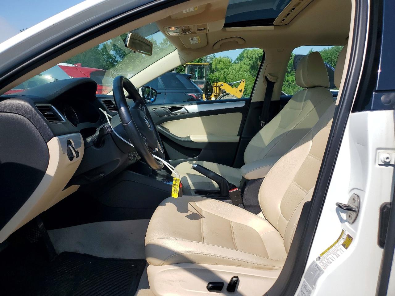 2014 Volkswagen Jetta Hybrid White vin: 3VW637AJXEM279685