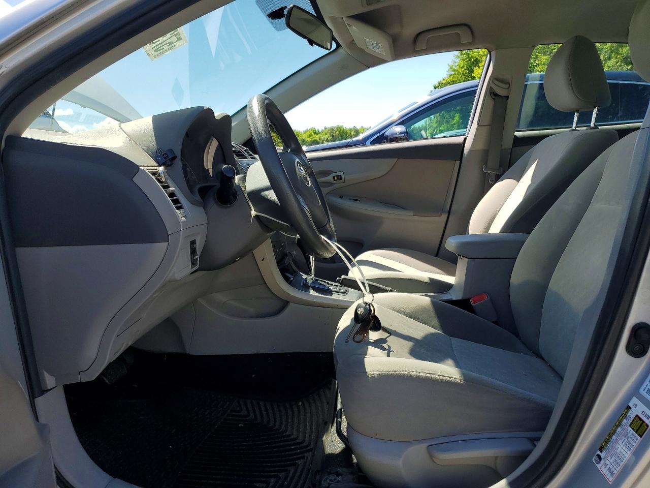 2009 Toyota Corolla Le Silver vin: 1NXBU40E79Z066322