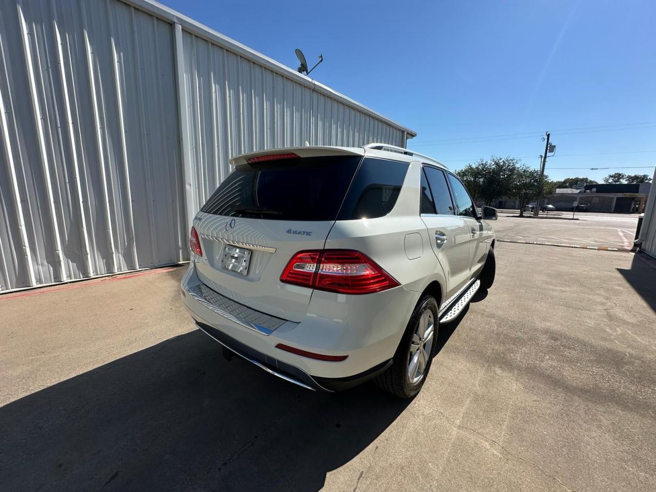 2013 Mercedes-benz Ml 350 4matic White vin: 4JGDA5HB1DA198133