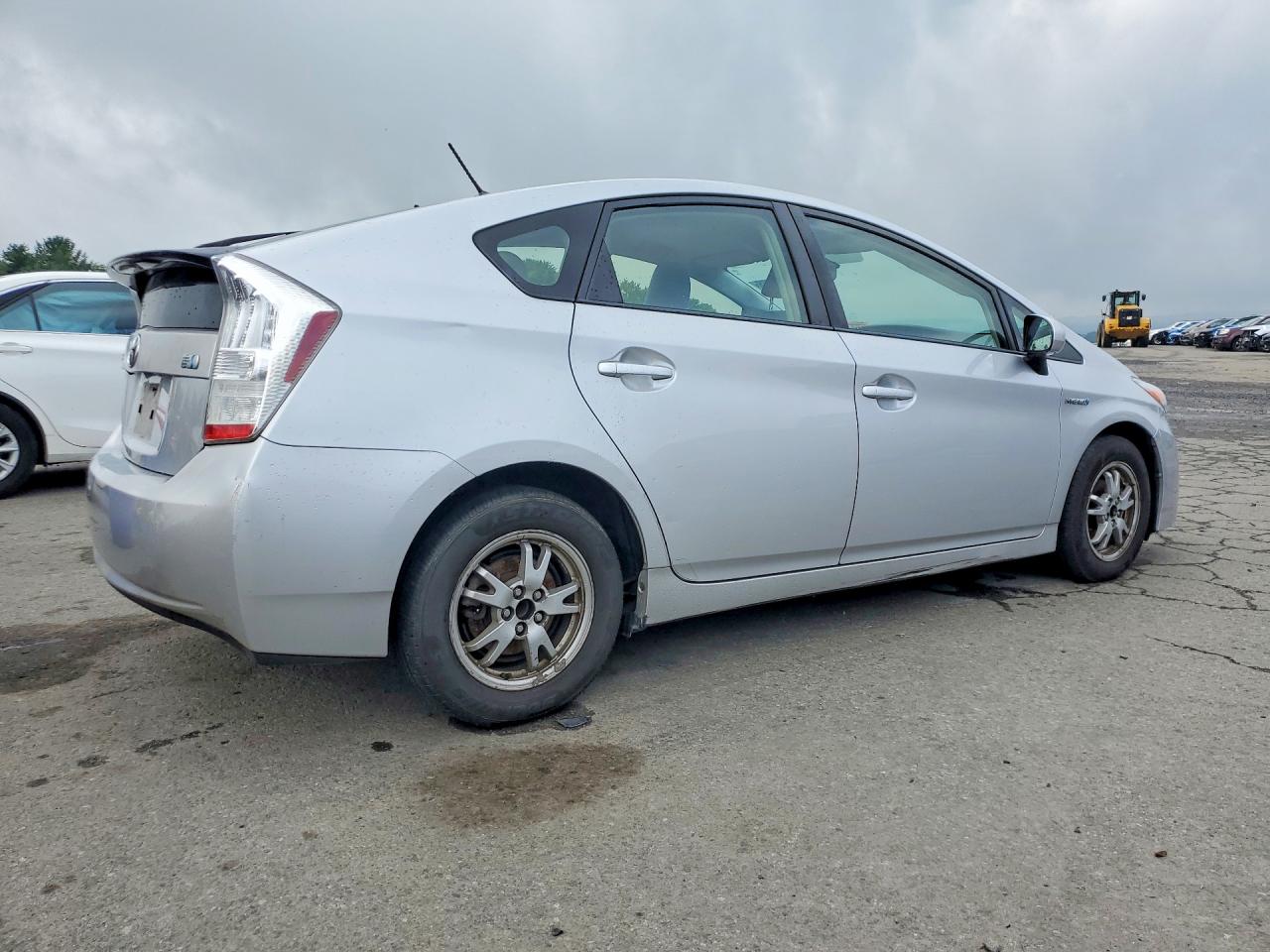2010 Toyota Prius Iv Silver vin: JTDKN3DUXA0022324