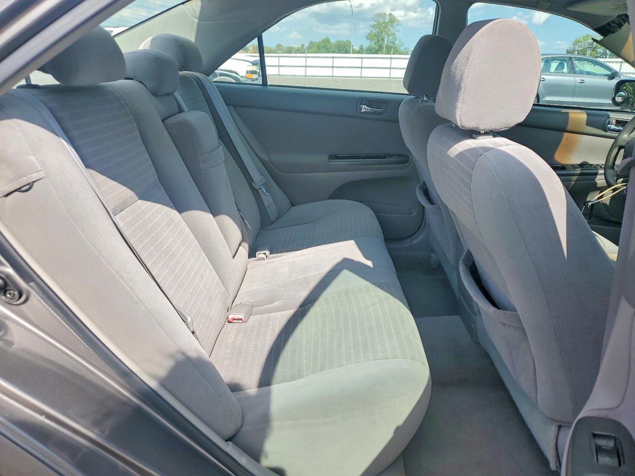 2005 Toyota Camry Le Gray vin: 4T1BE32K65U545027