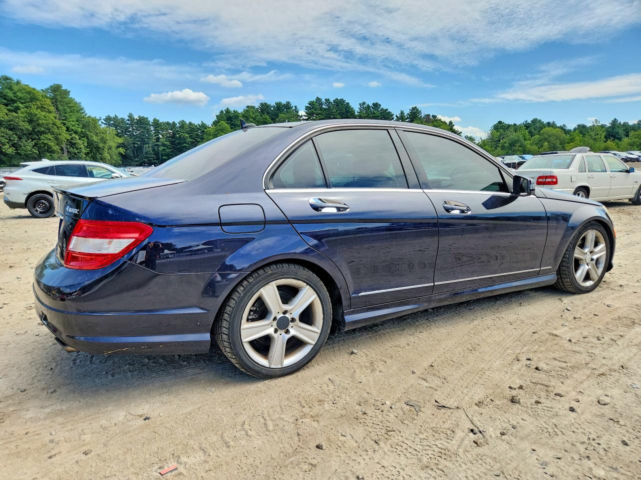 2010 Mercedes-benz C 300 4matic Blue vin: WDDGF8BB9AF475130