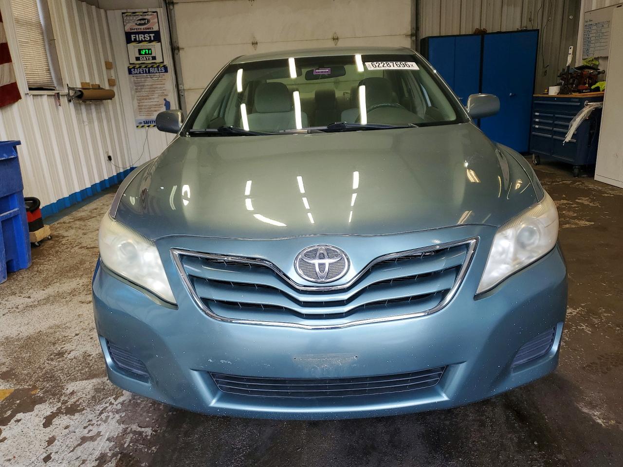 2011 Toyota Camry Le Teal vin: 4T1BF3EK8BU684130