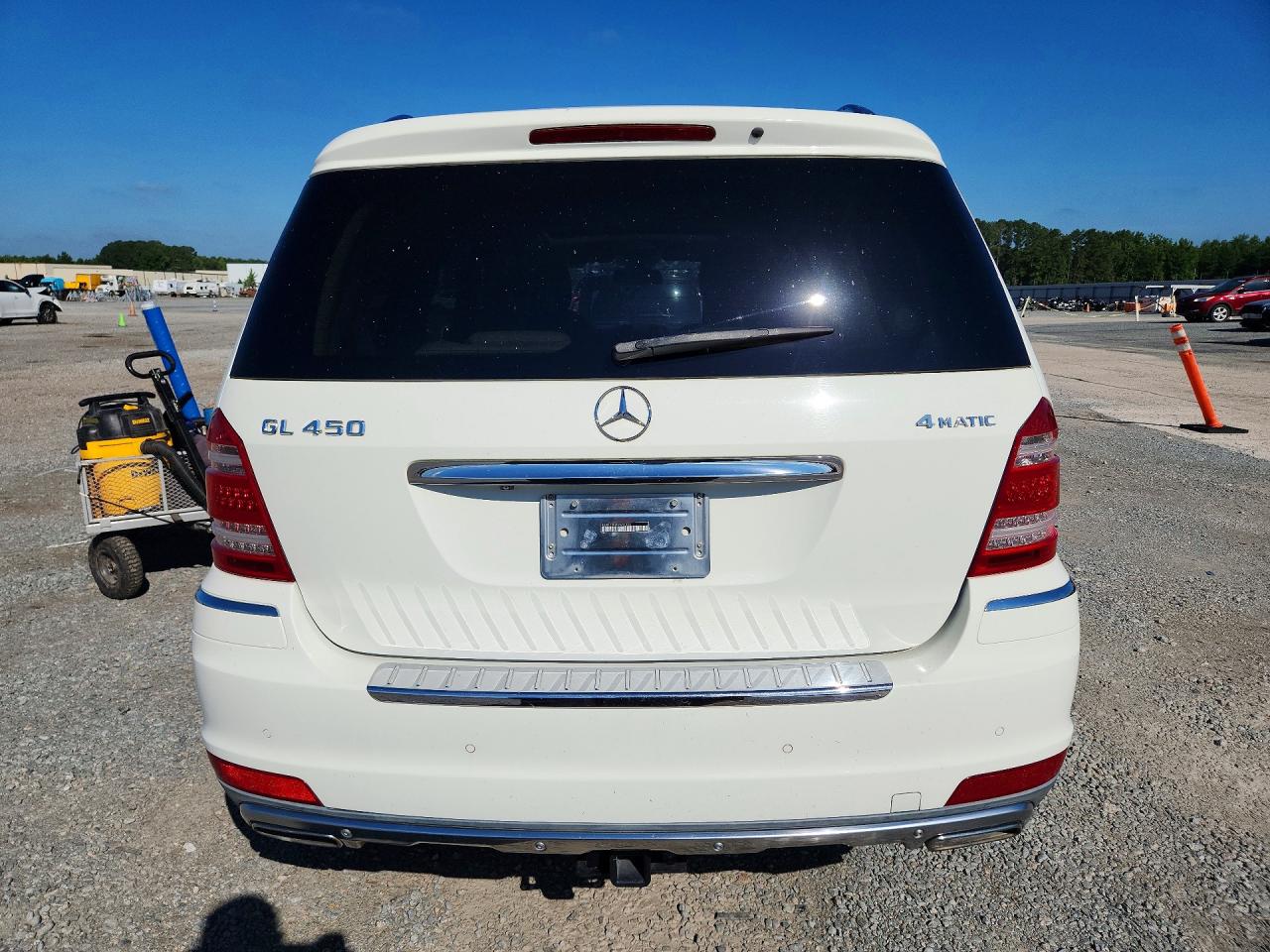 2011 Mercedes-benz Gl 450 4matic White vin: 4JGBF7BEXBA641156