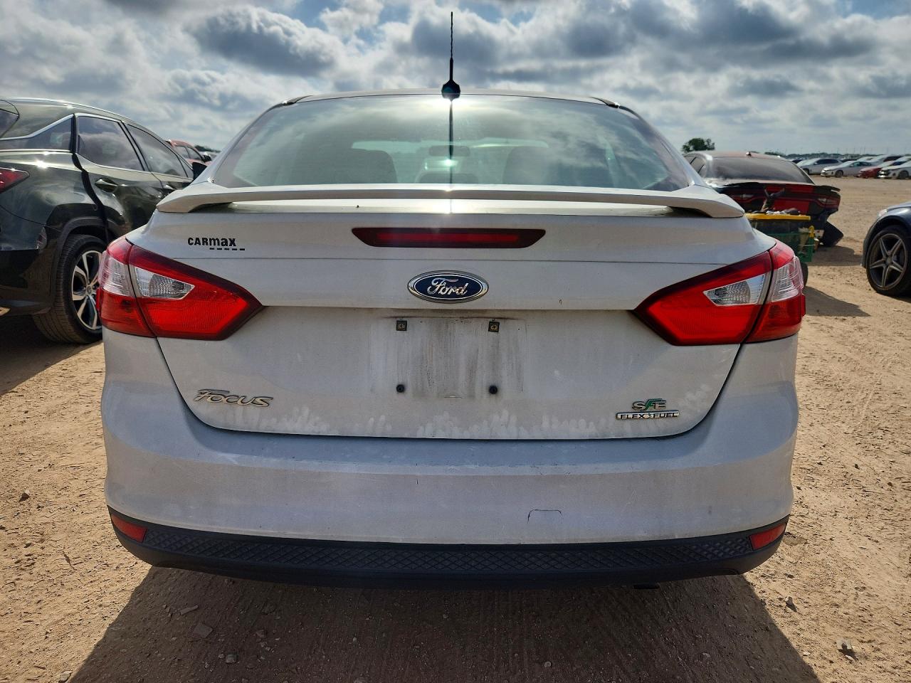 2014 Ford Focus Se White vin: 1FADP3F25EL351716