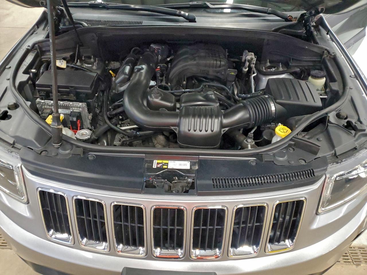 2014 Jeep Grand Cherokee Limited Silver vin: 1C4RJEBG3EC519576