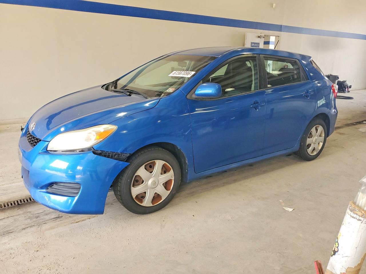 2009 Toyota Matrix Base Синий vin: 2T1KU40E49C038902