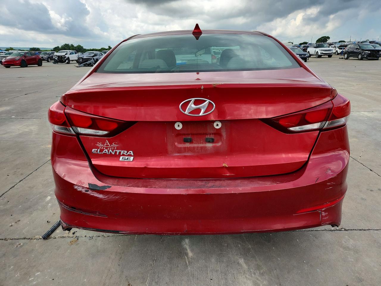 2017 Hyundai Elantra Se Red vin: 5NPD74LF5HH198237